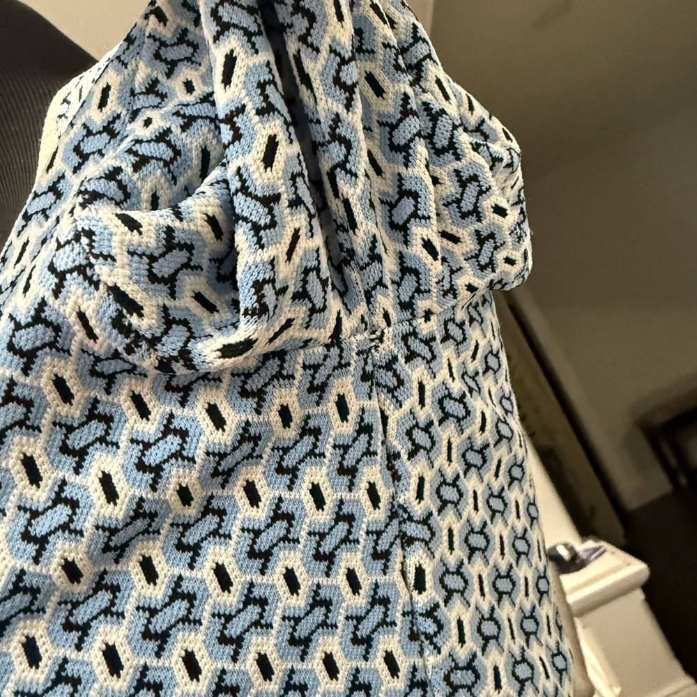 Zara Black and Blue Patterned Knit Top - Picture 10 of 11